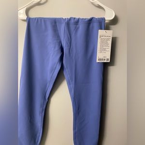 NWT lululemon Wunder train high rise crop 23’’ size 6 purple